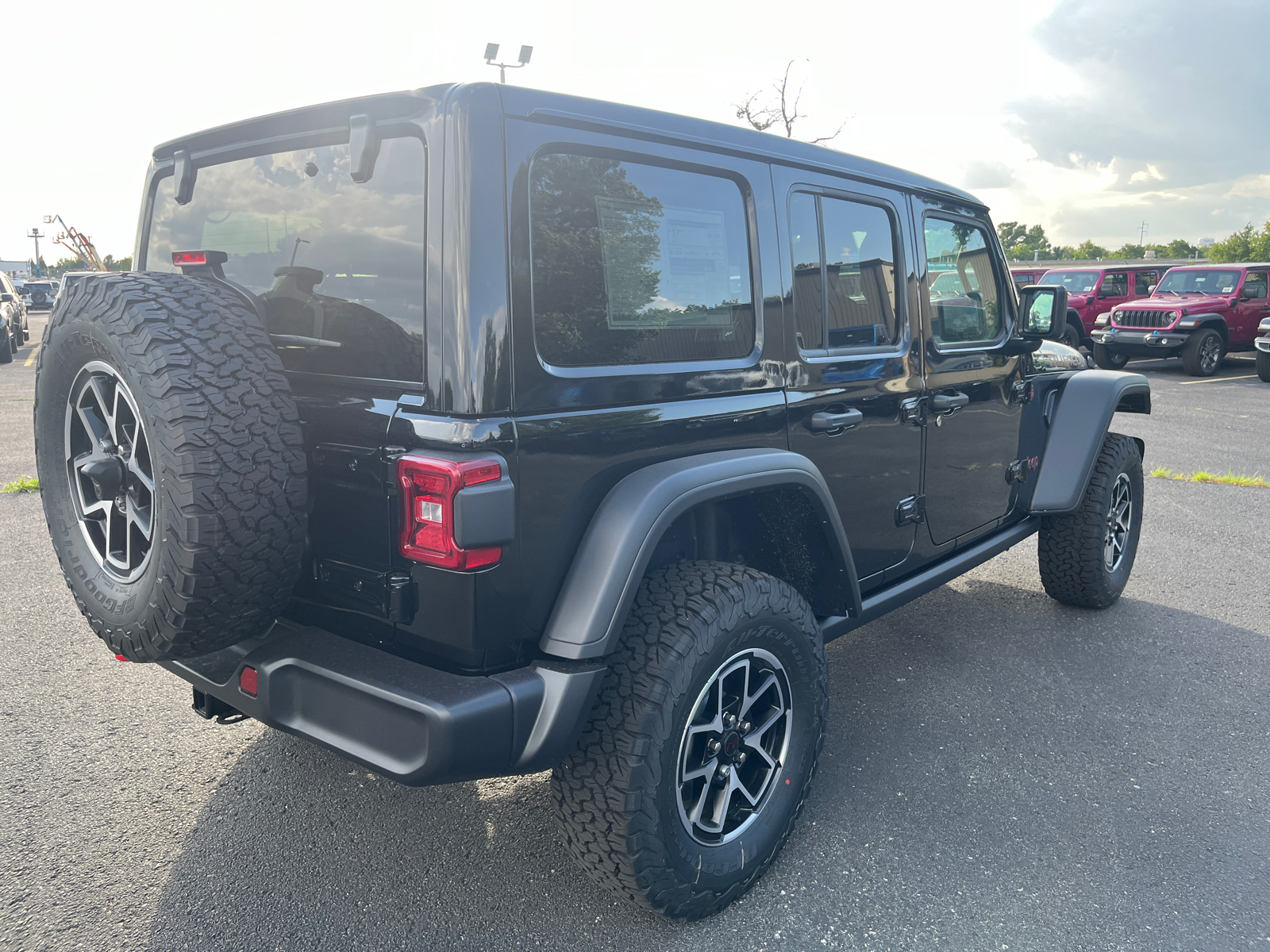 2024 Jeep Wrangler Rubicon 5