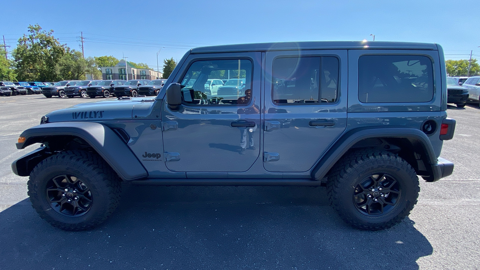 2024 Jeep Wrangler Willys 10