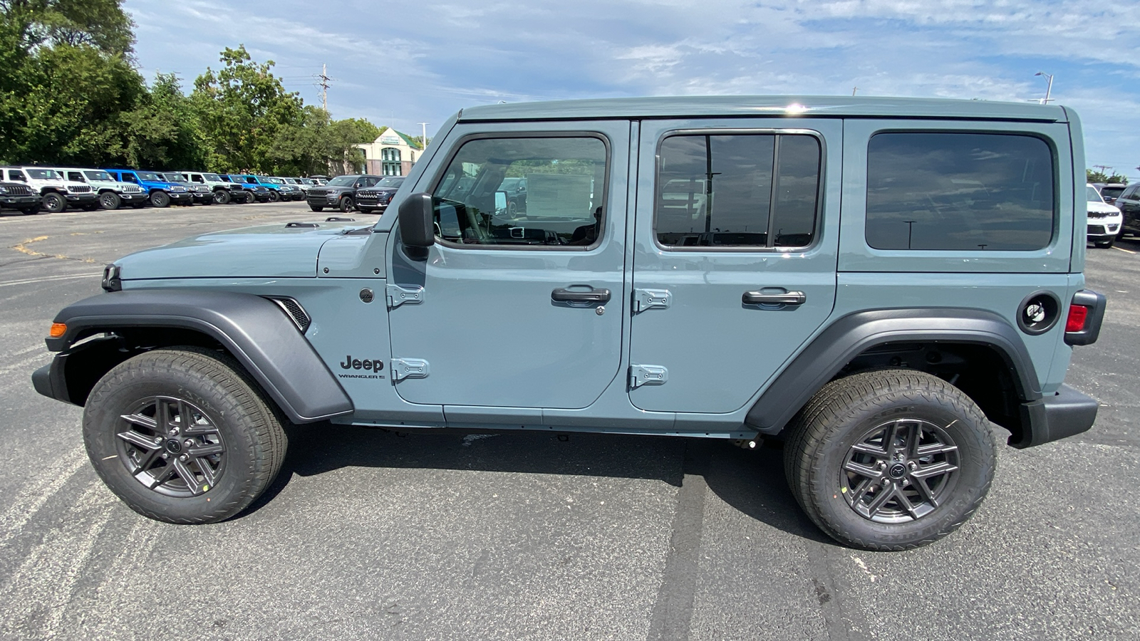 2024 Jeep Wrangler Sport S 10