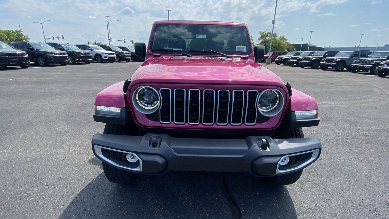 2024 Jeep Wrangler Sahara 2