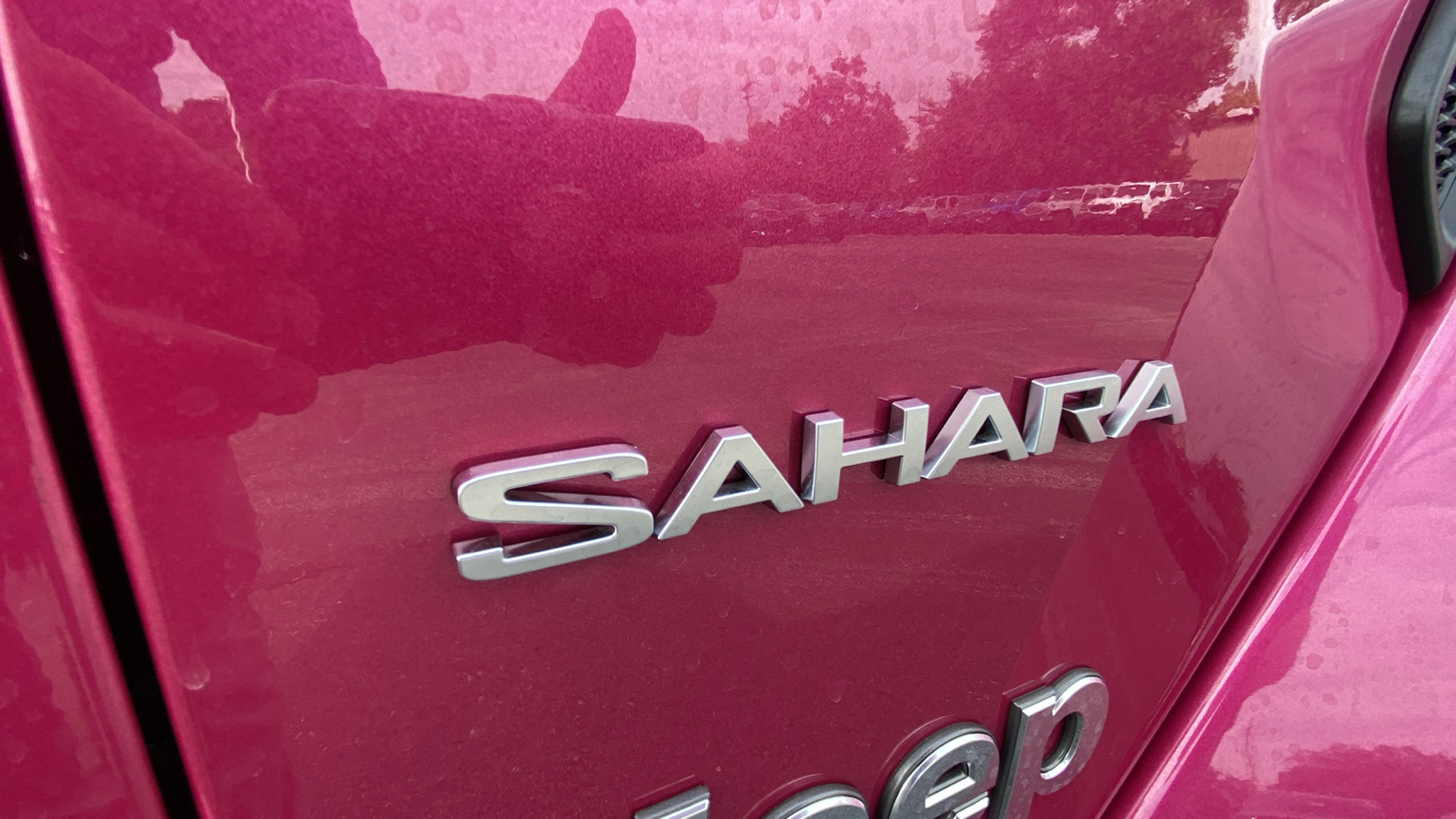 2024 Jeep Wrangler Sahara 6