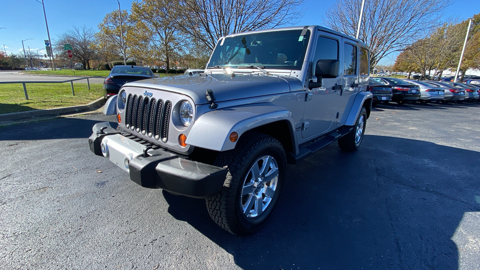 2013 Jeep Wrangler Unlimited Sahara 1