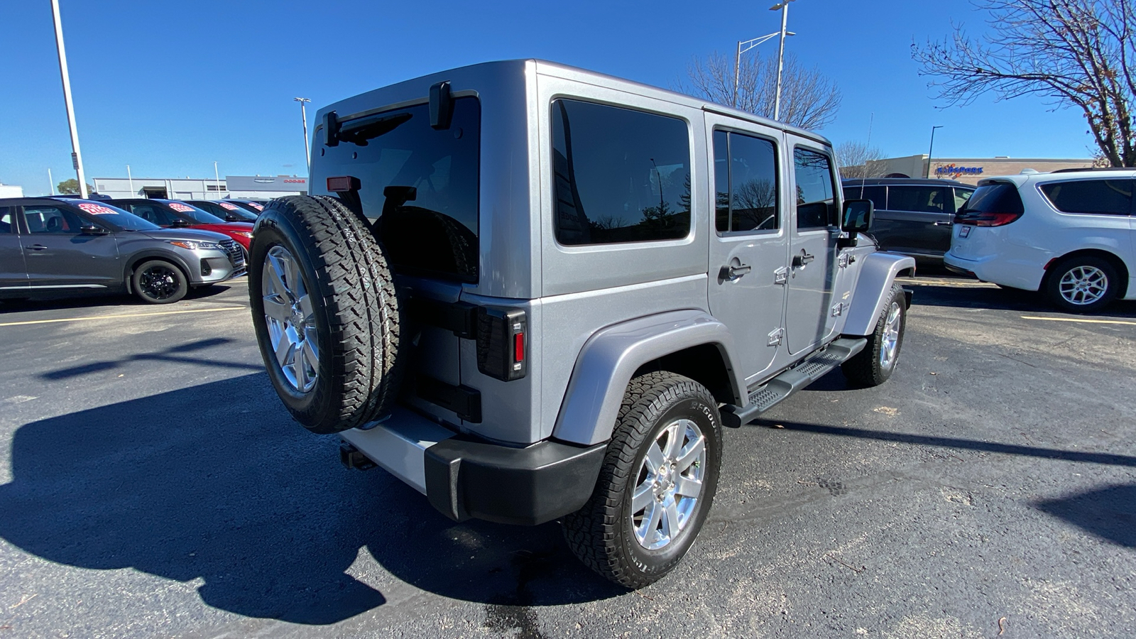 2013 Jeep Wrangler Unlimited Sahara 5