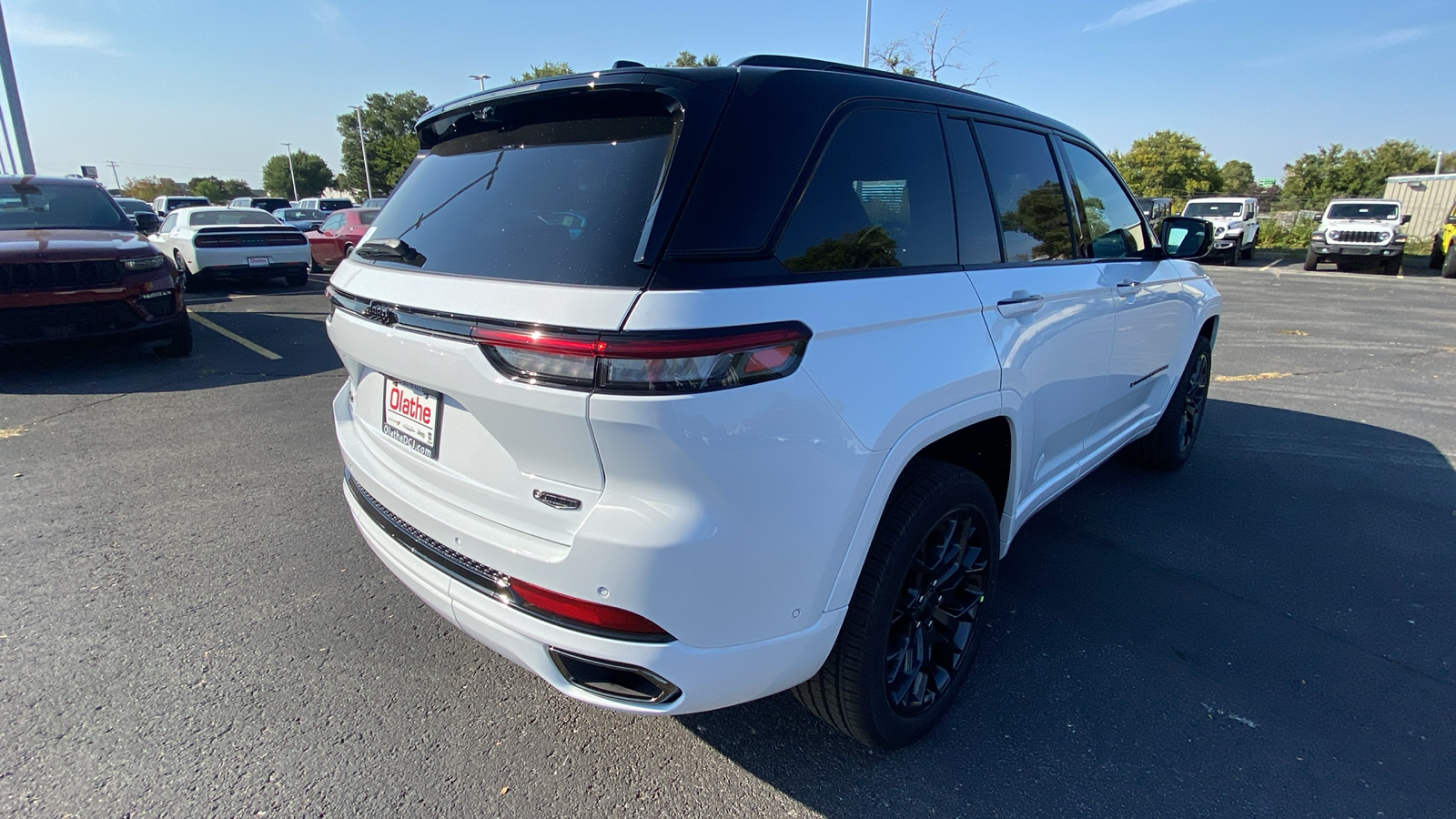 2025 Jeep Grand Cherokee Summit 5