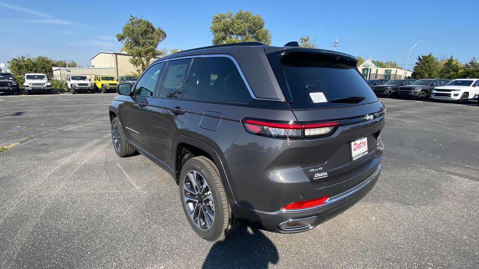 2025 Jeep Grand Cherokee Overland 7