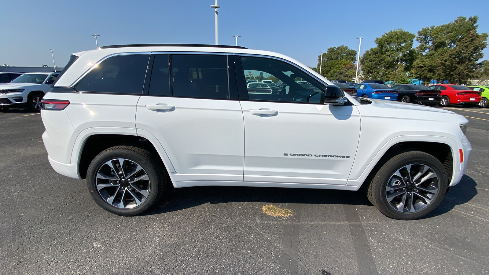 2025 Jeep Grand Cherokee Overland 4