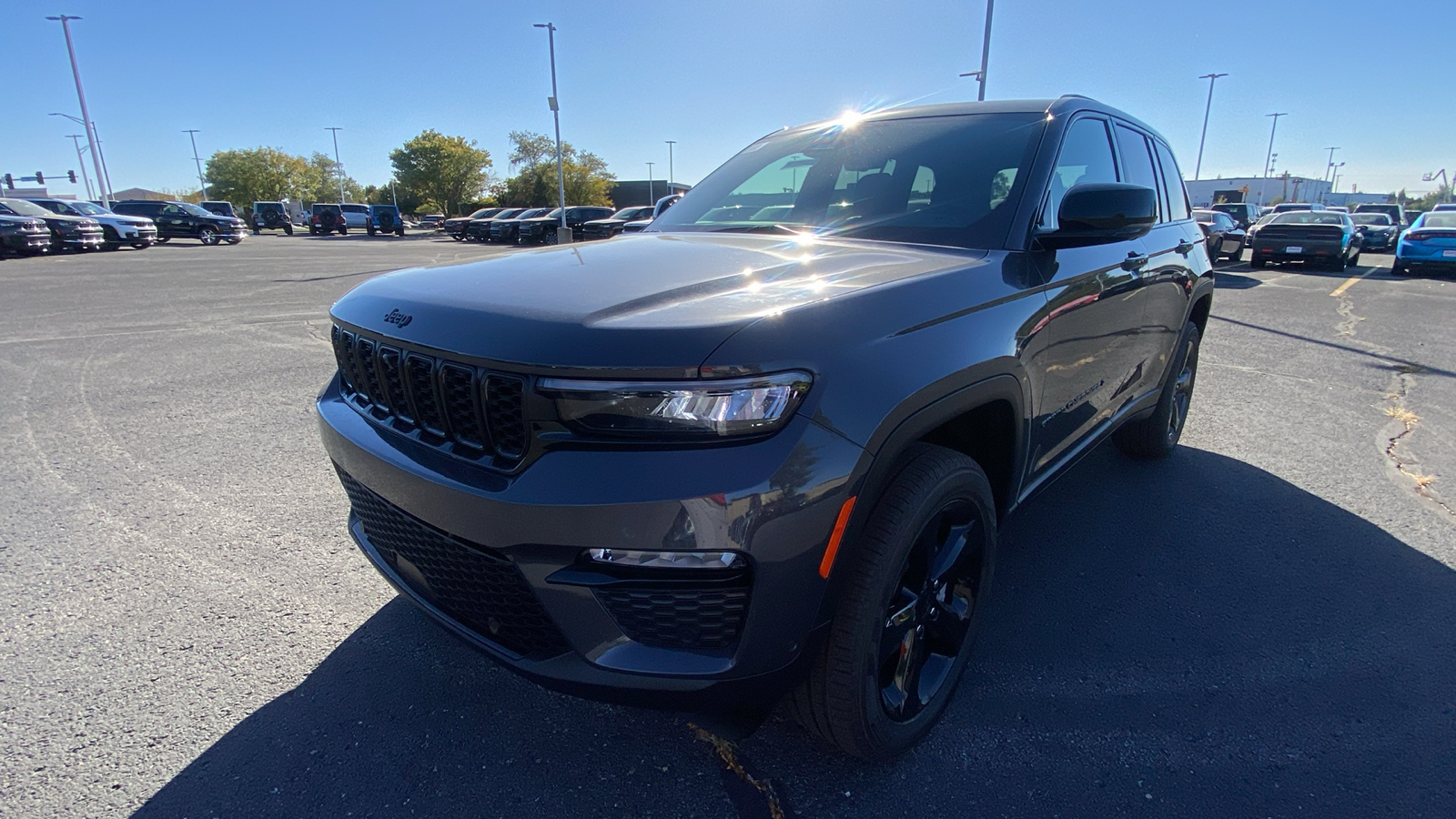 2025 Jeep Grand Cherokee Limited 1