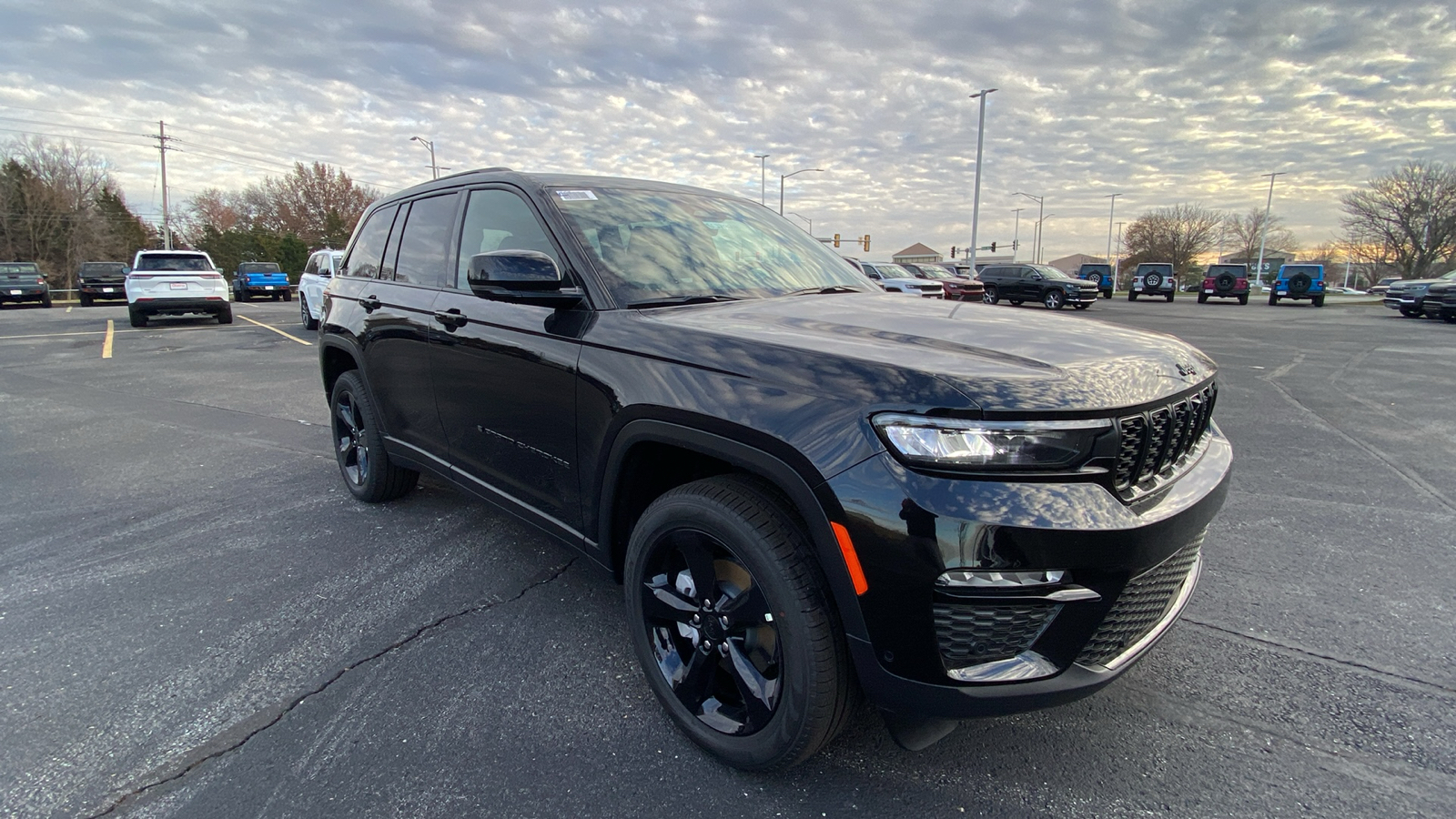 2025 Jeep Grand Cherokee Limited 3