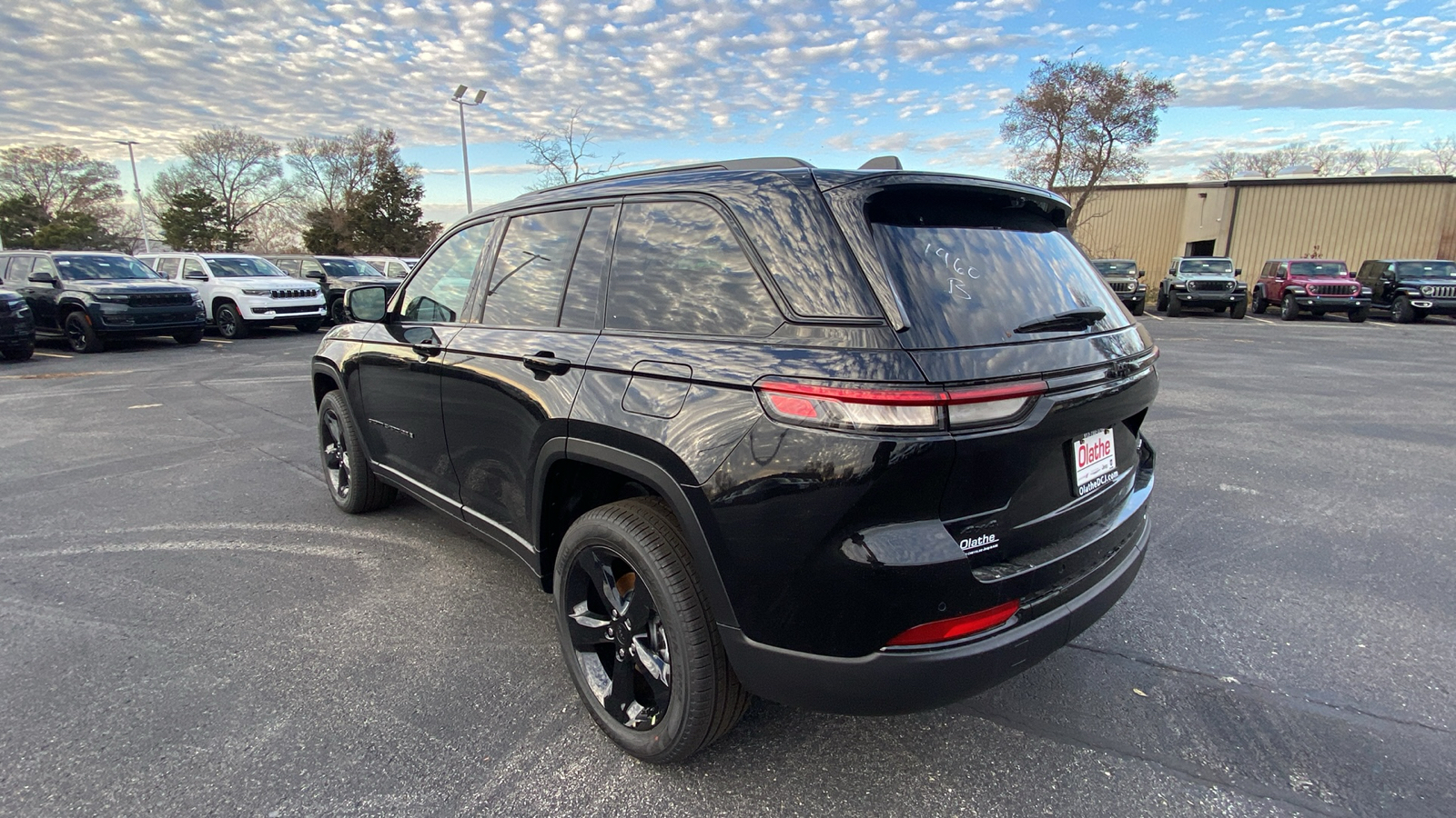 2025 Jeep Grand Cherokee Limited 7