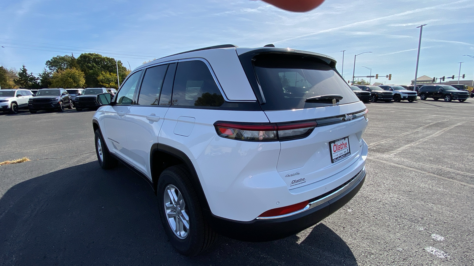 2025 Jeep Grand Cherokee Laredo 7