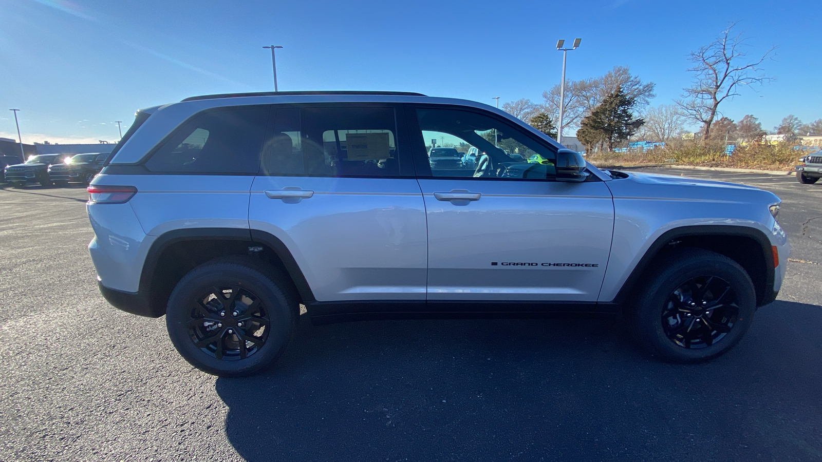 2025 Jeep Grand Cherokee Altitude X 4