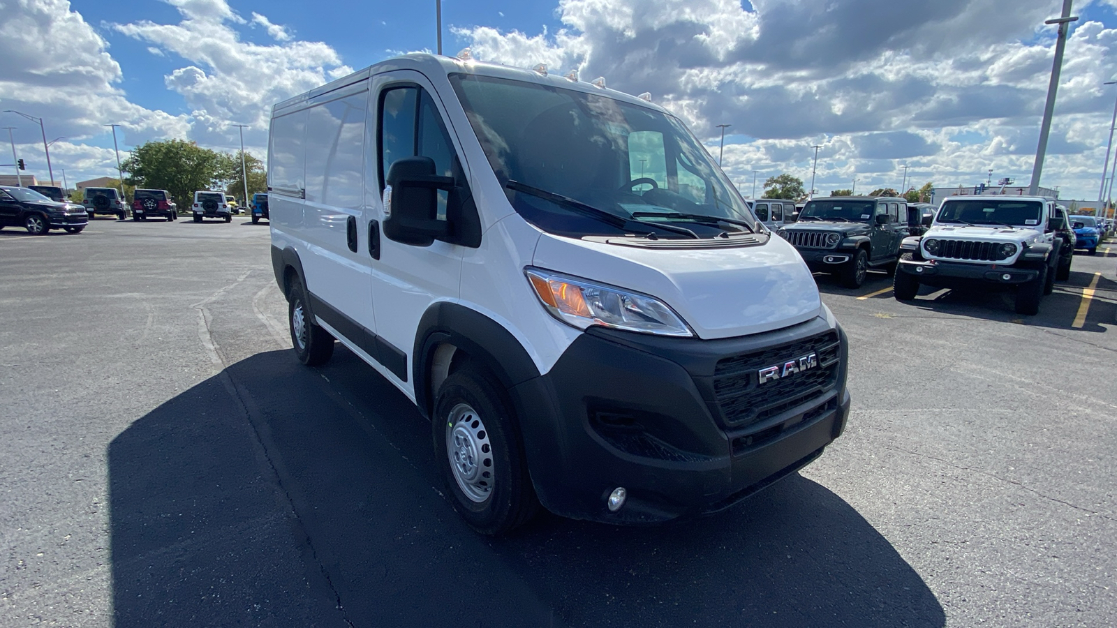 2025 Ram ProMaster 1500 Low Roof 3