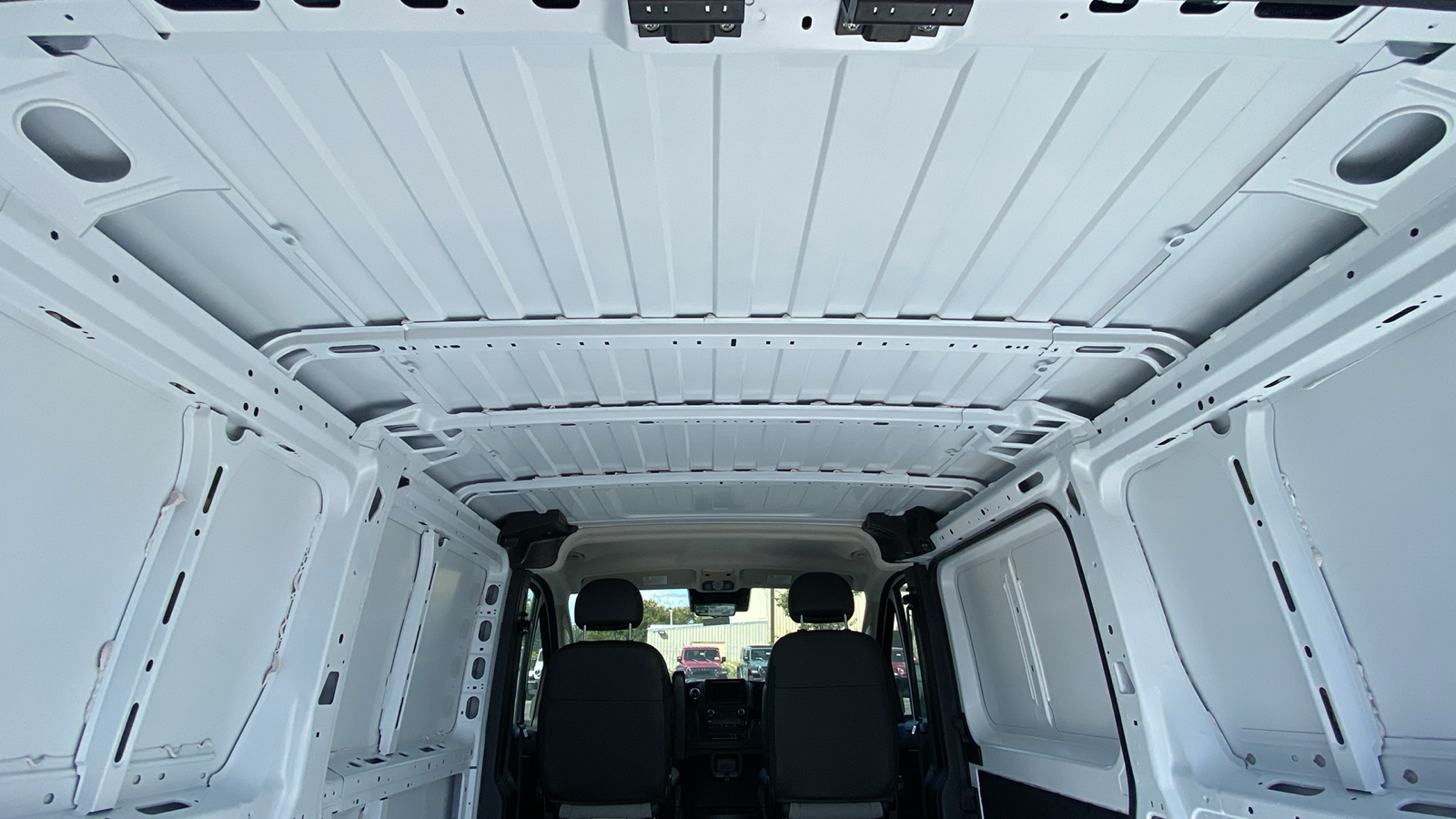 2025 Ram ProMaster 1500 Low Roof 39