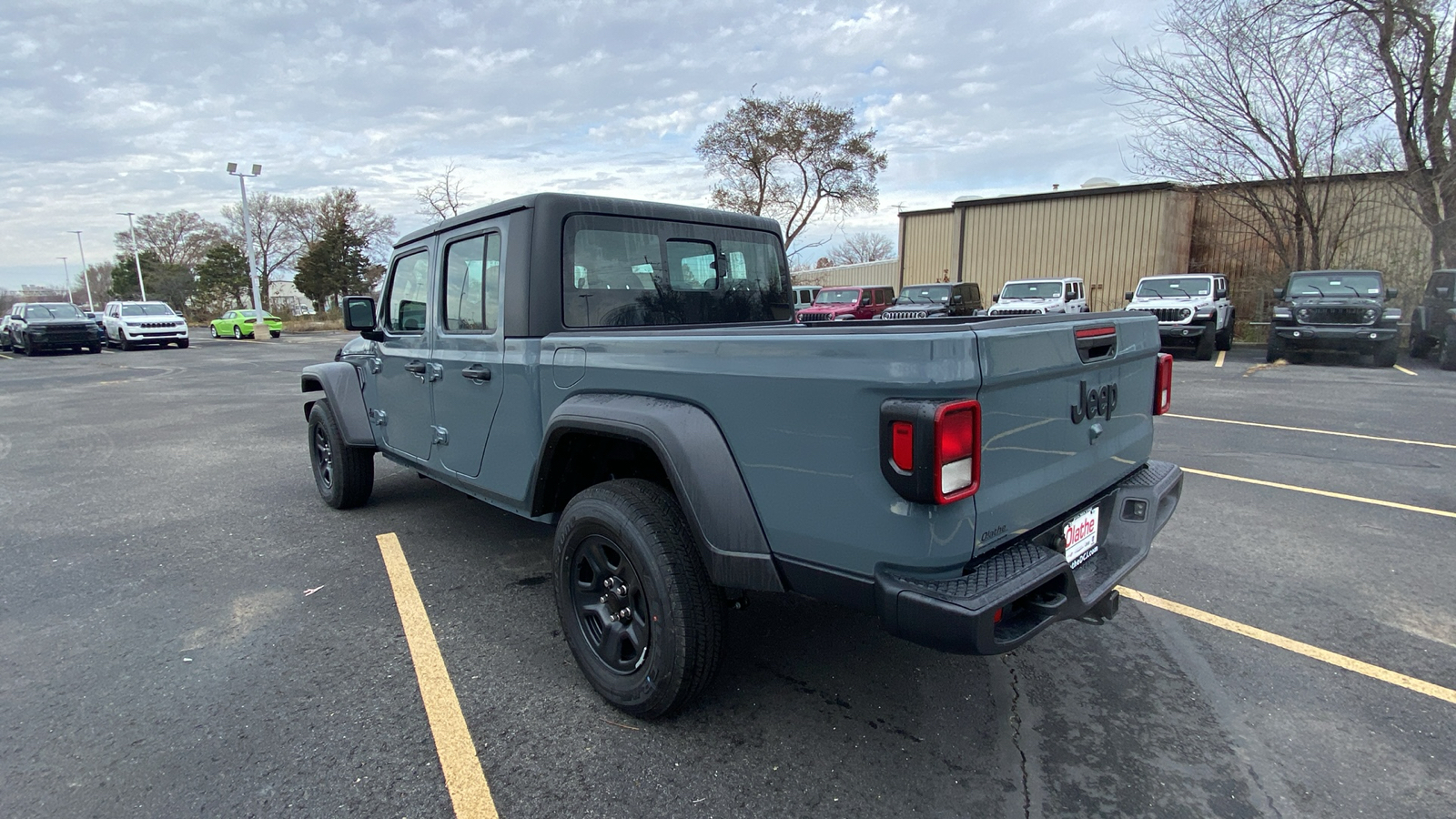 2025 Jeep Gladiator Sport 7