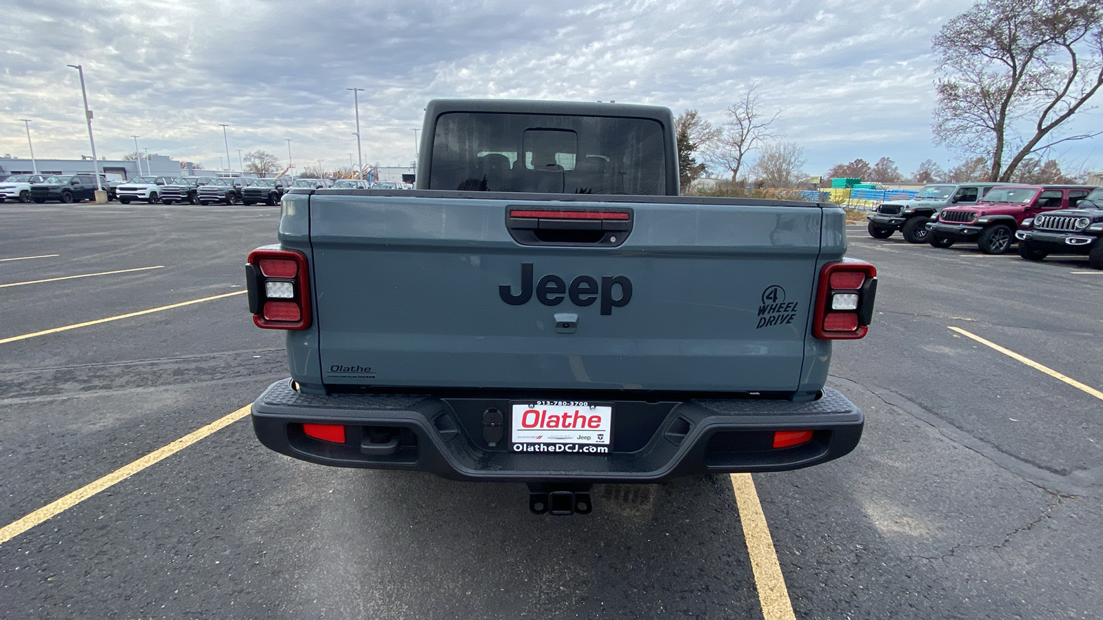 2025 Jeep Gladiator  6