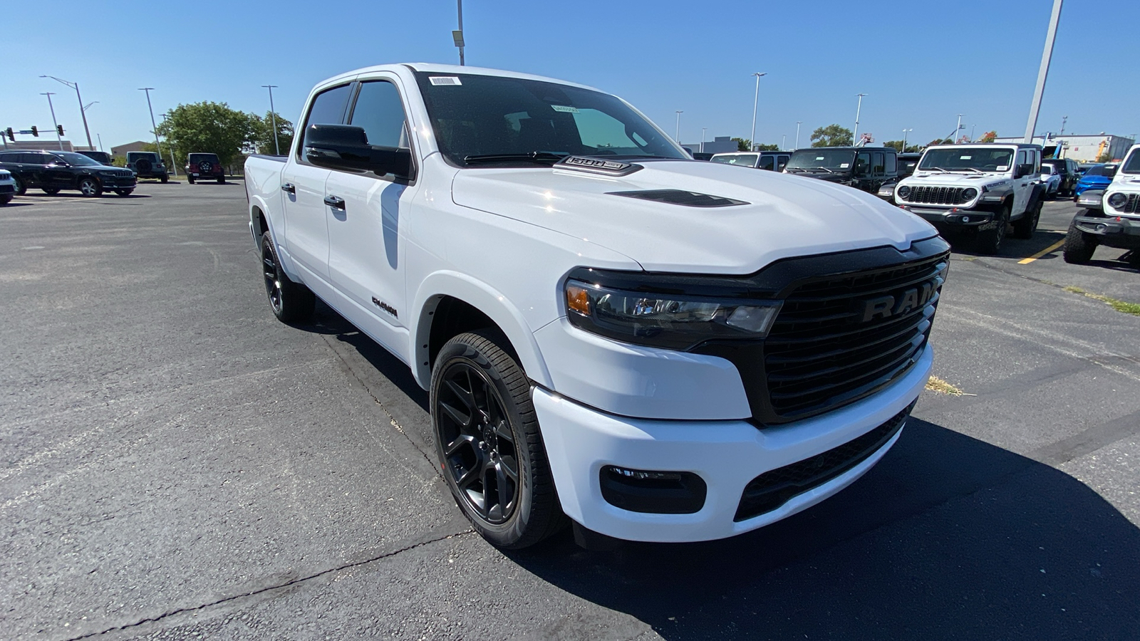 2025 Ram 1500 Laramie 3