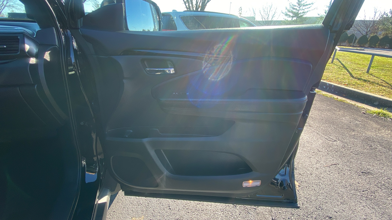 2019 Honda Ridgeline Black Edition 32