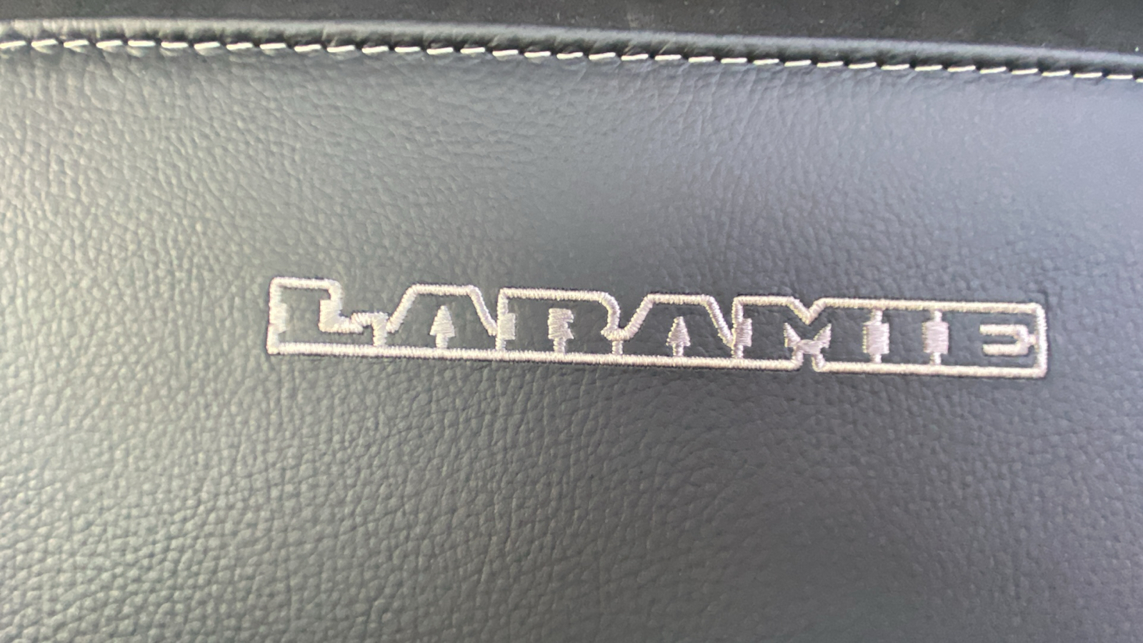 2025 Ram 1500 Laramie 19