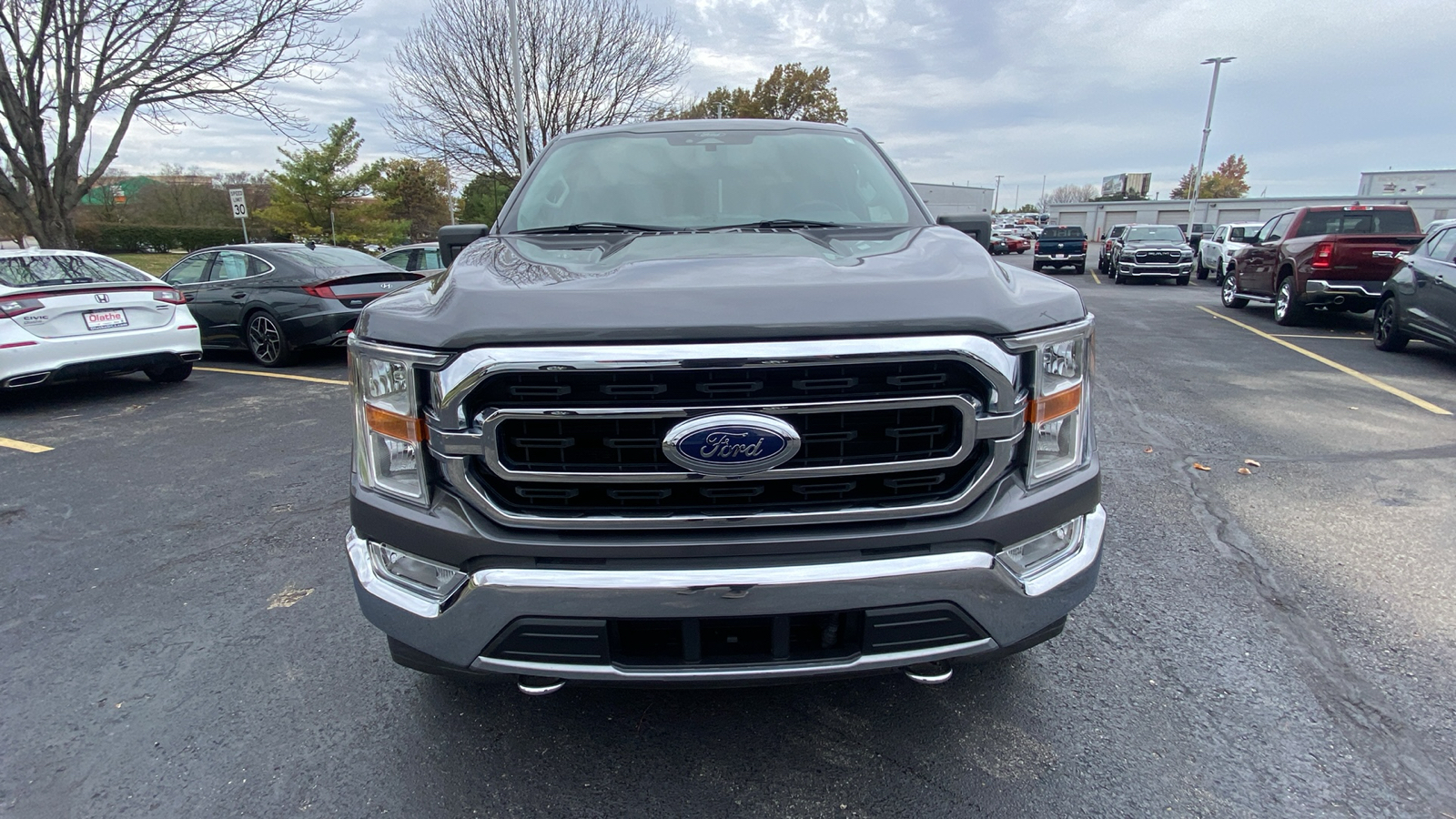 2021 Ford F-150 XLT 2