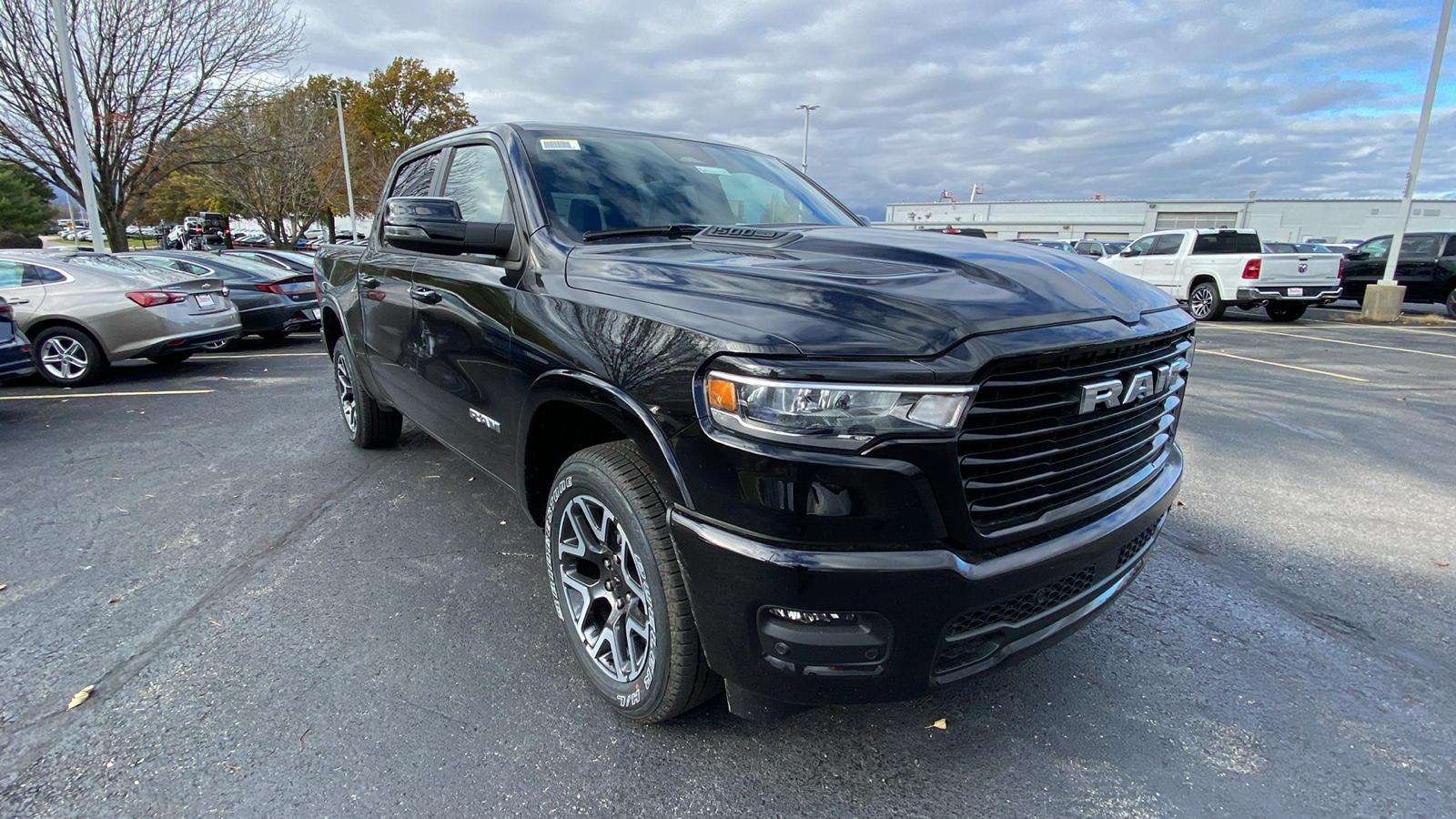 2025 Ram 1500 Laramie 3