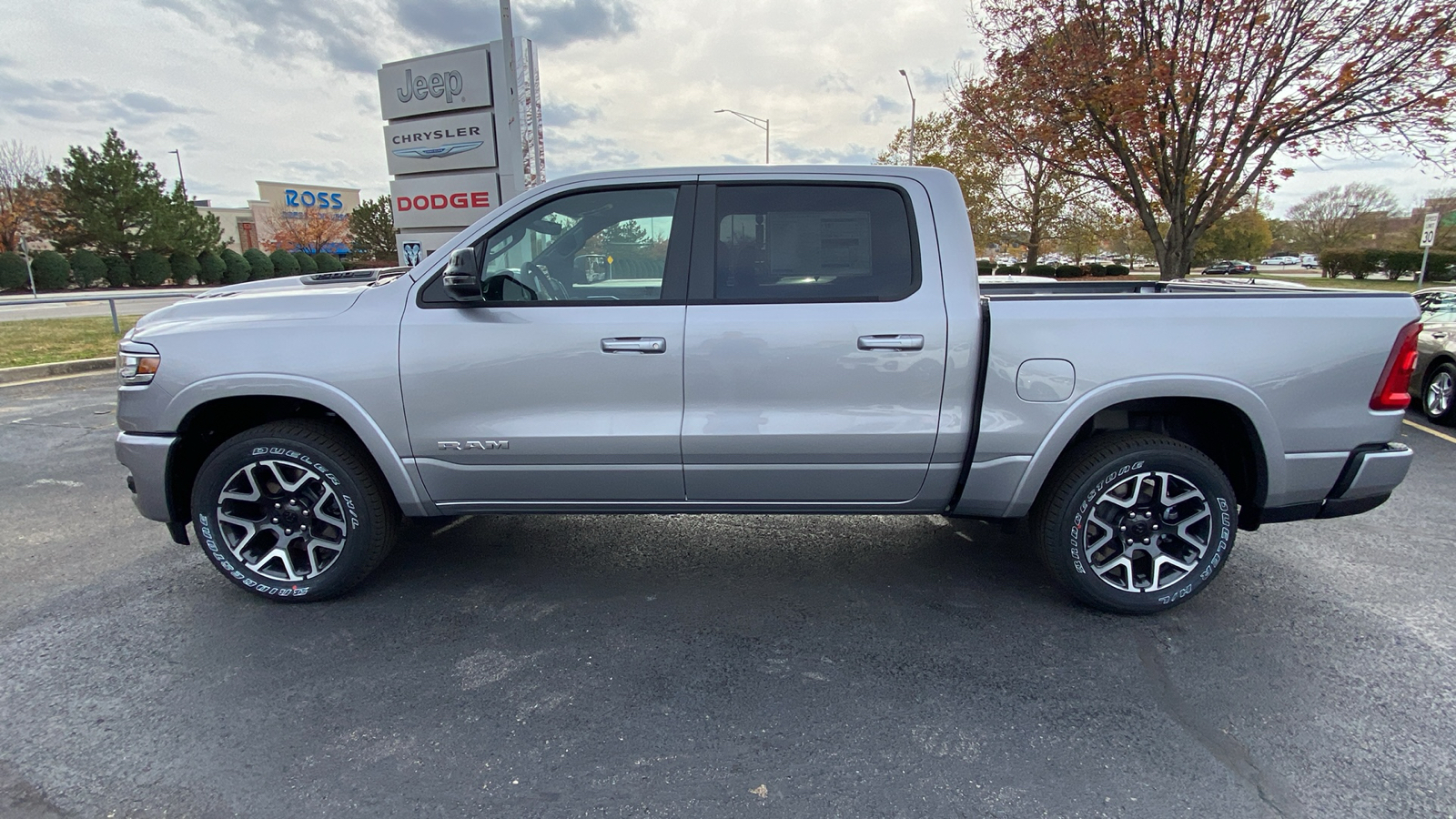 2025 Ram 1500 Laramie 8