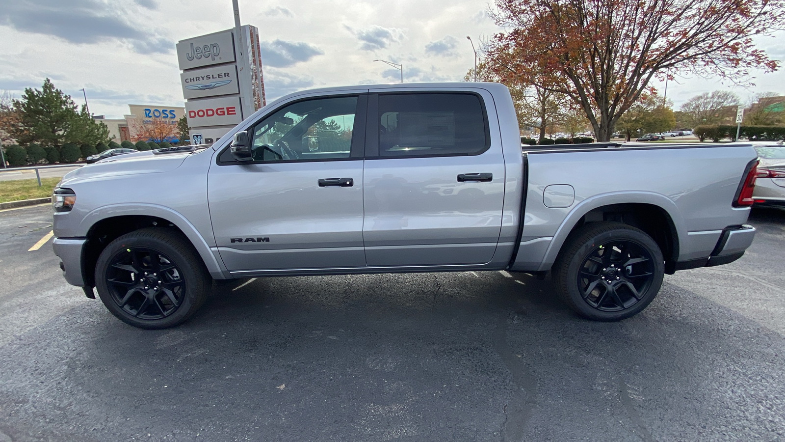 2025 Ram 1500 Laramie 8