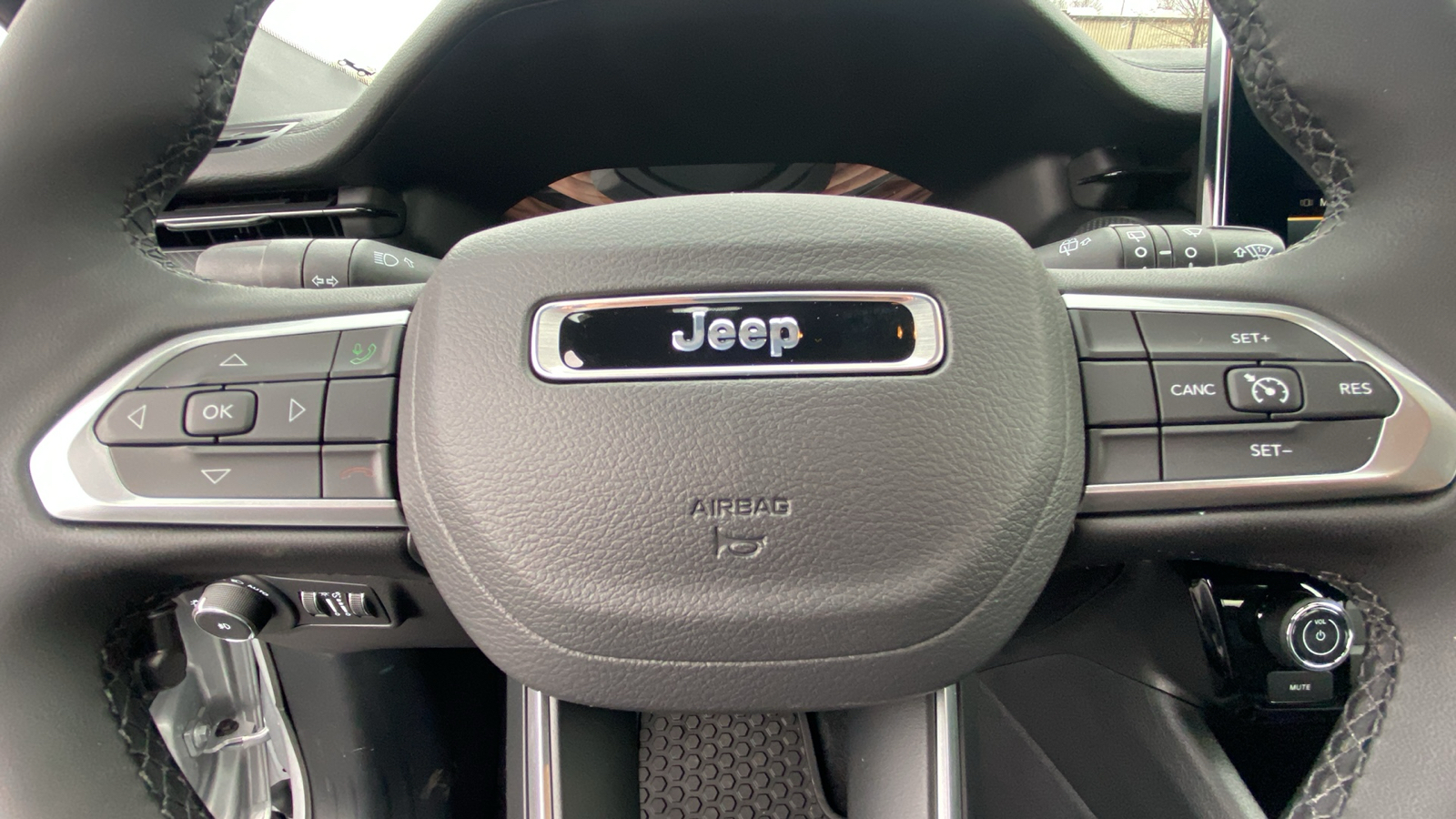 2025 Jeep Compass Latitude 14