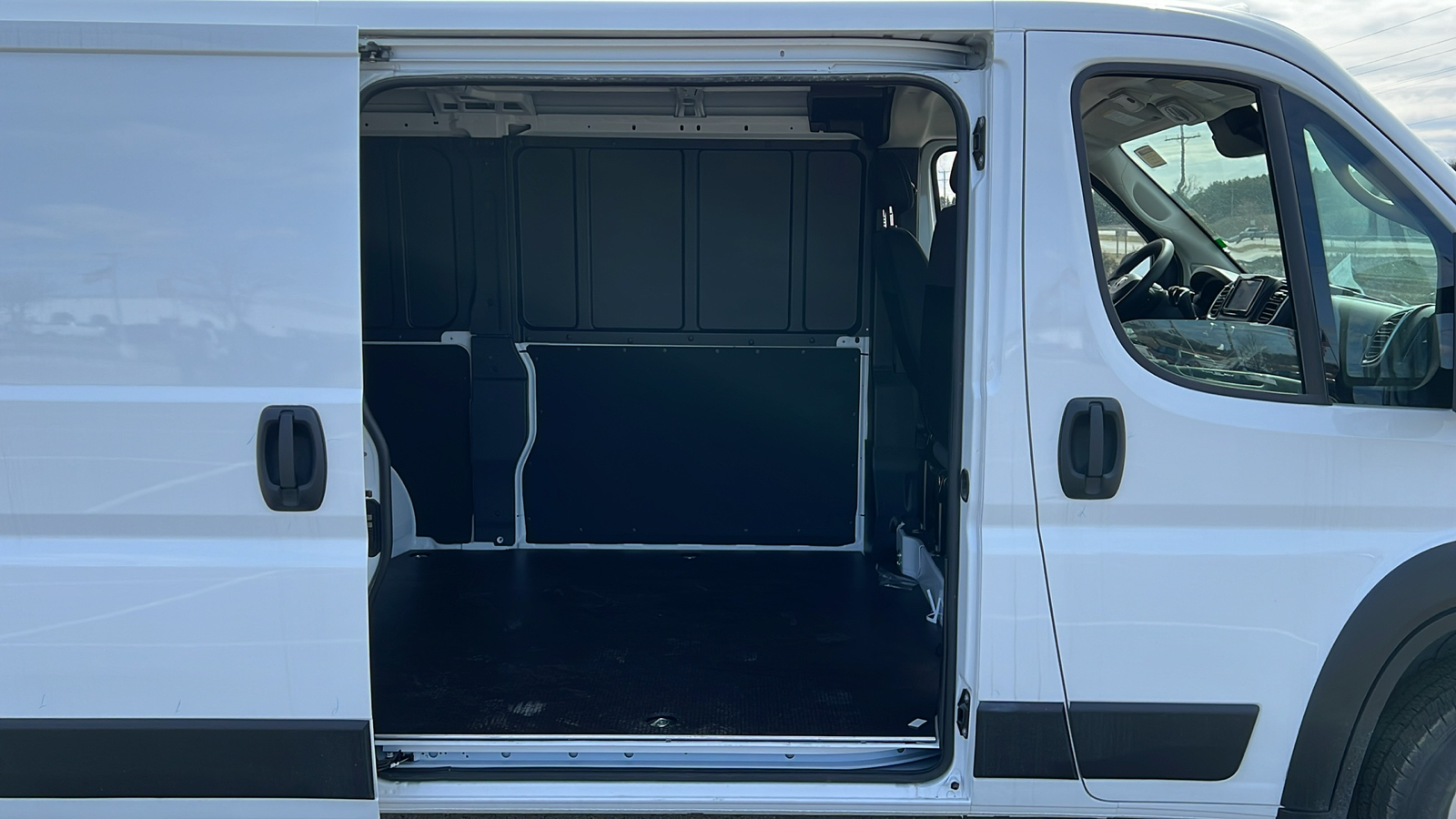 2024 Ram ProMaster 2500 Base 17