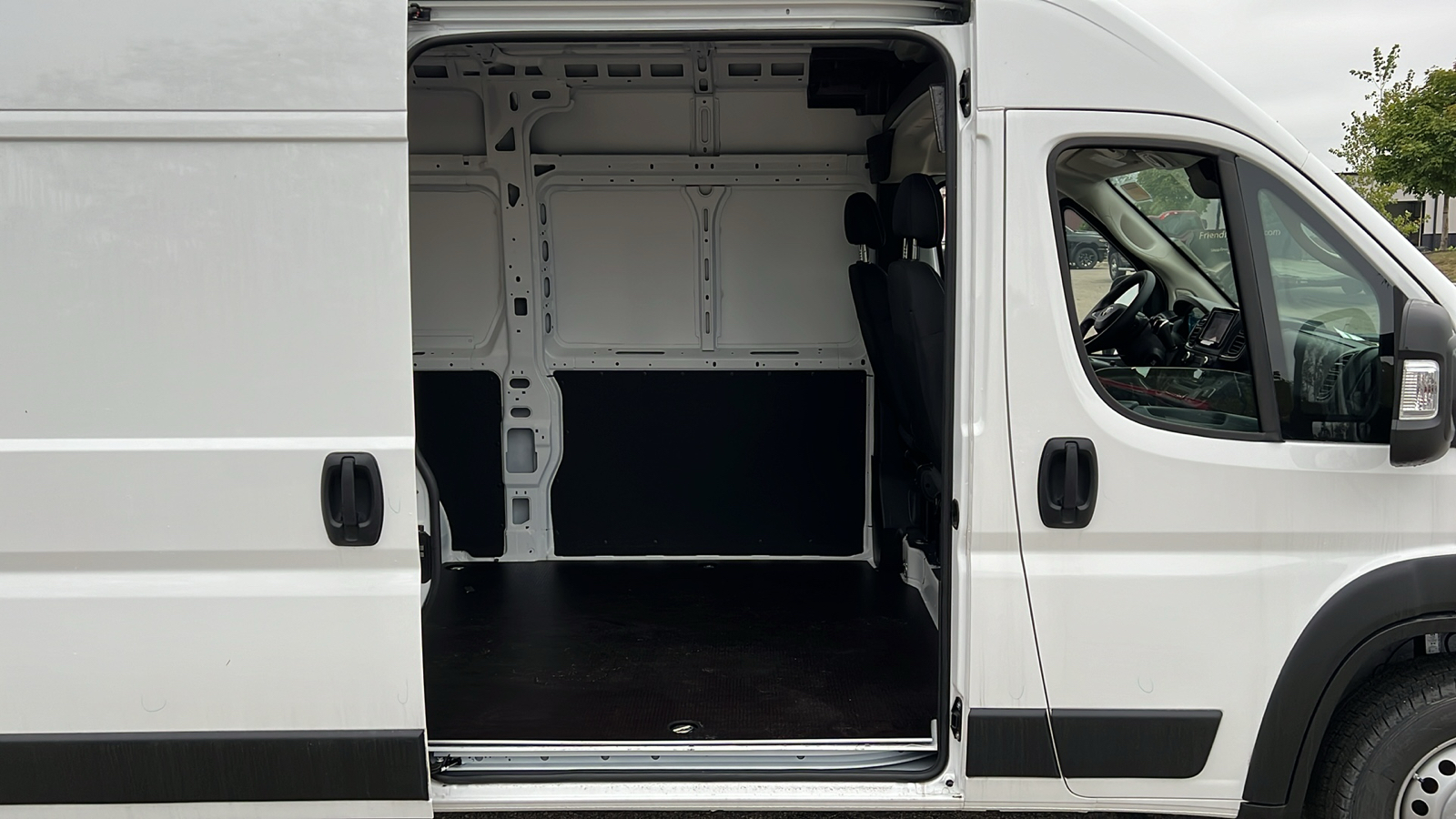 2024 Ram ProMaster 1500 Base 17