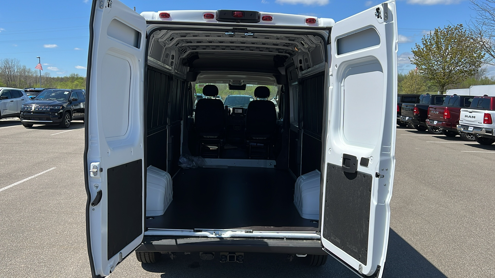 2024 Ram ProMaster 2500 High Roof 13