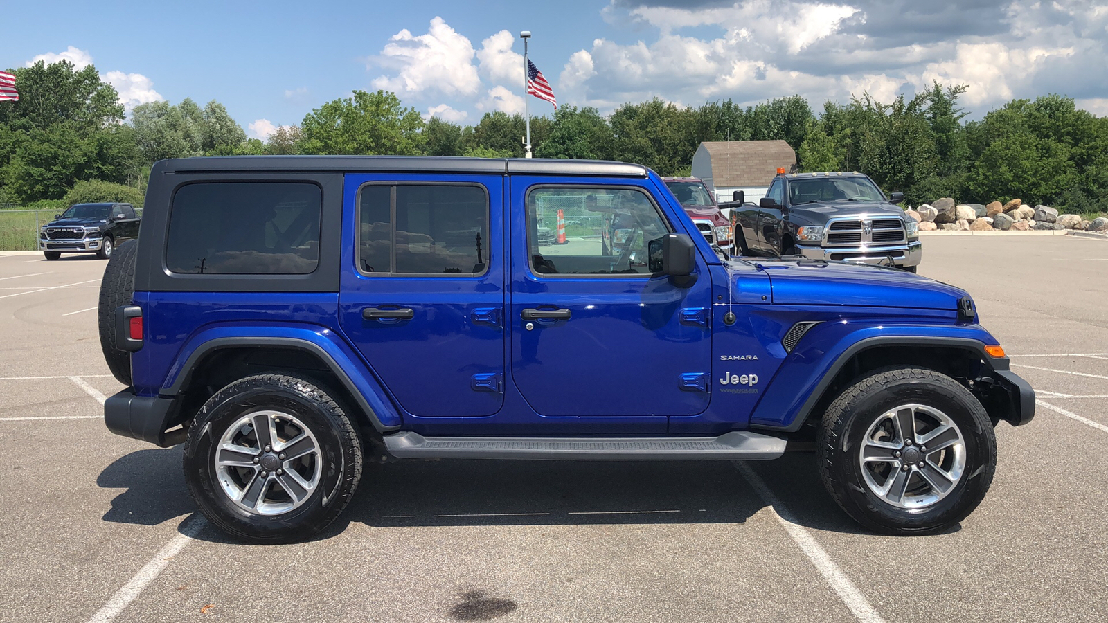 2018 Jeep Wrangler Unlimited Sahara 7