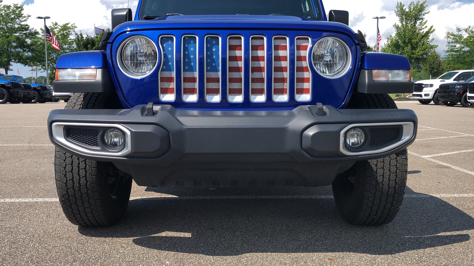 2018 Jeep Wrangler Unlimited Sahara 16