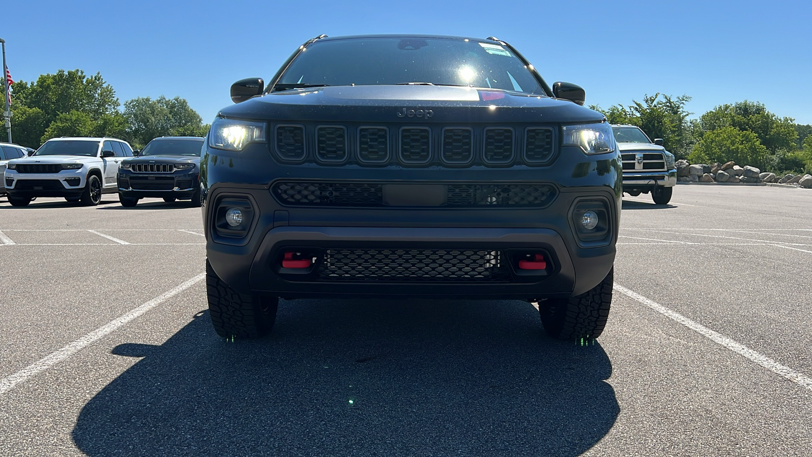 2024 Jeep Compass Trailhawk 12