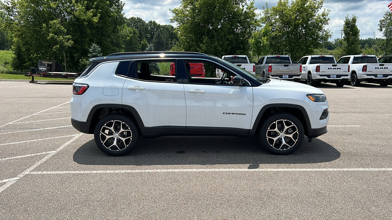 2024 Jeep Compass Limited 3