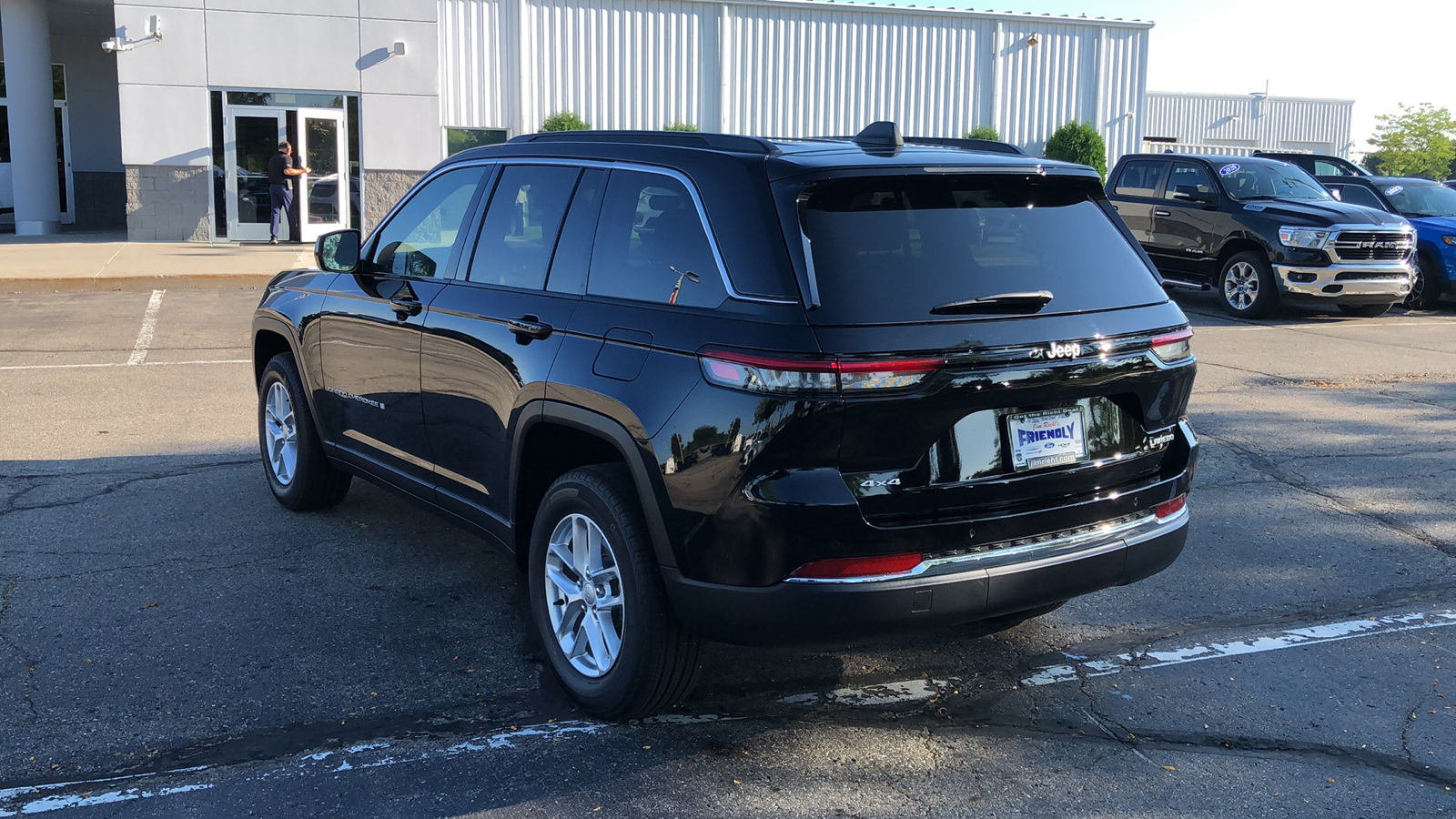 2024 Jeep Grand Cherokee Laredo 4