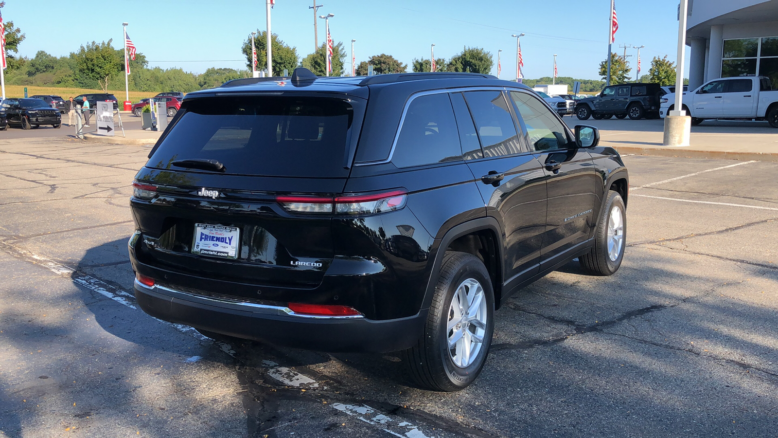 2024 Jeep Grand Cherokee Laredo 6