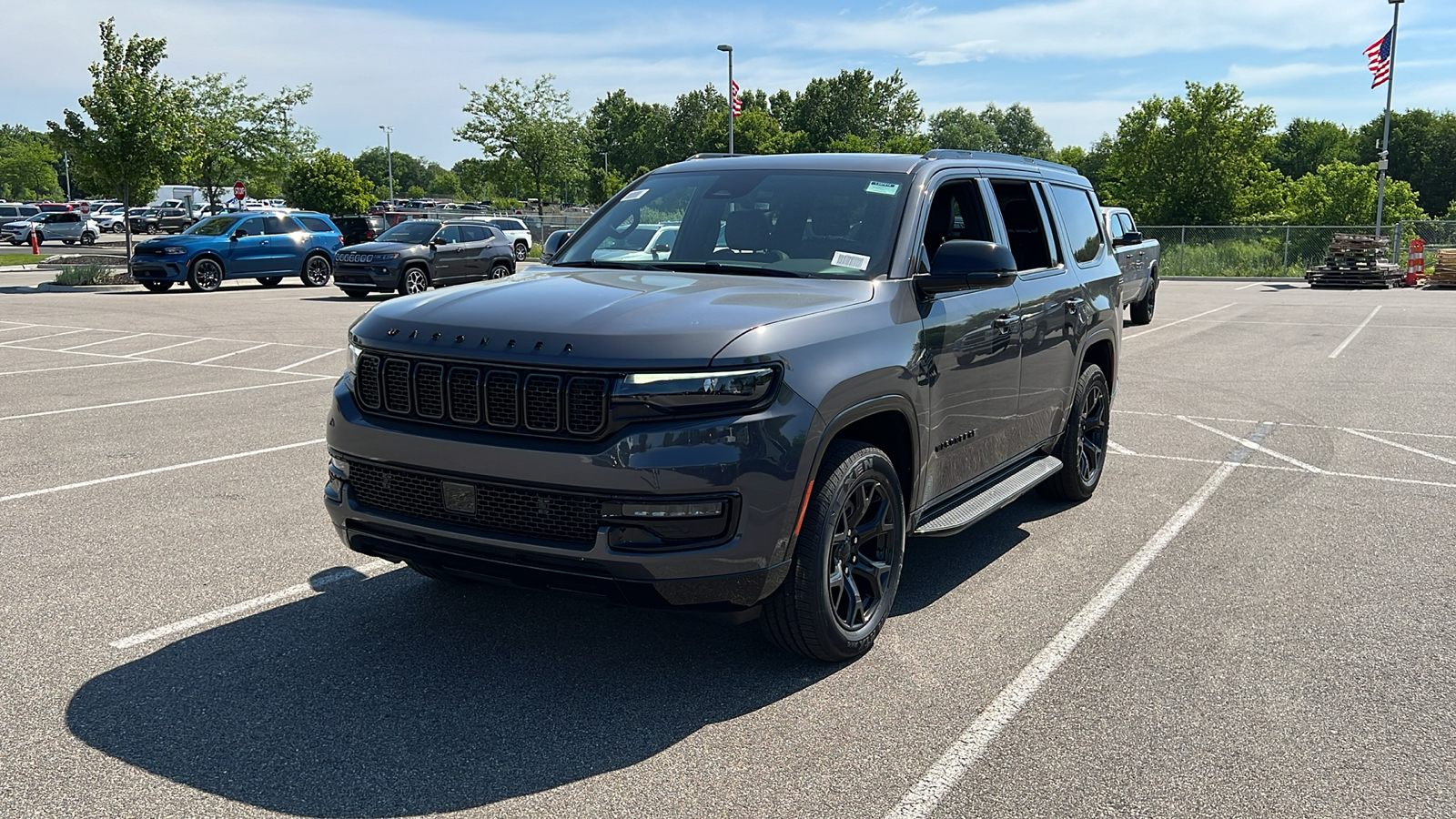 2024 Jeep Wagoneer Series II 8