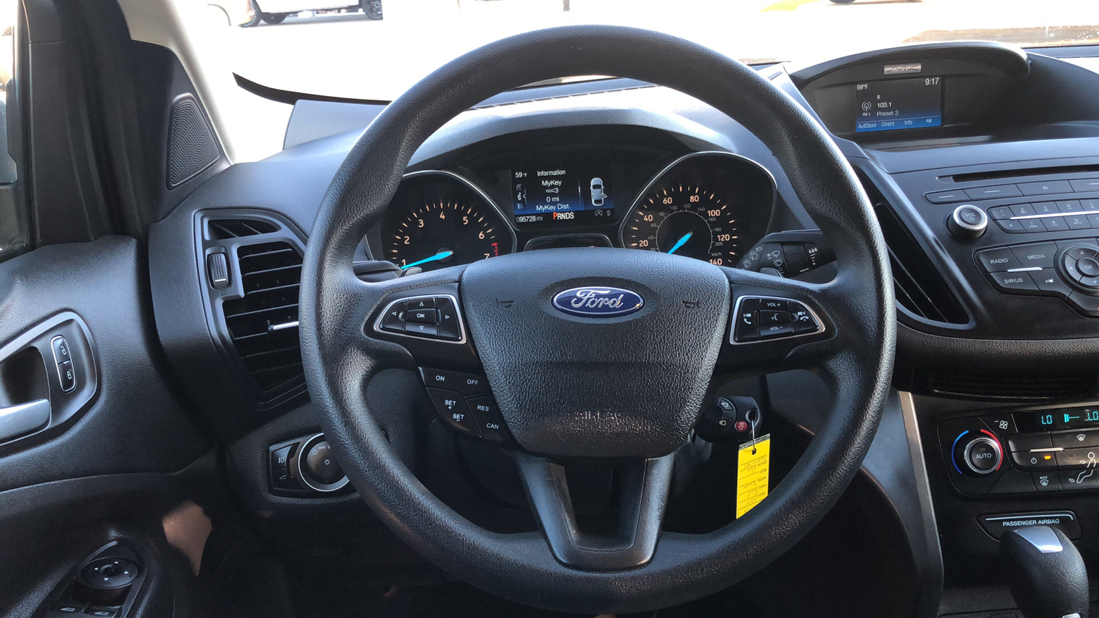 2017 Ford Escape SE 27