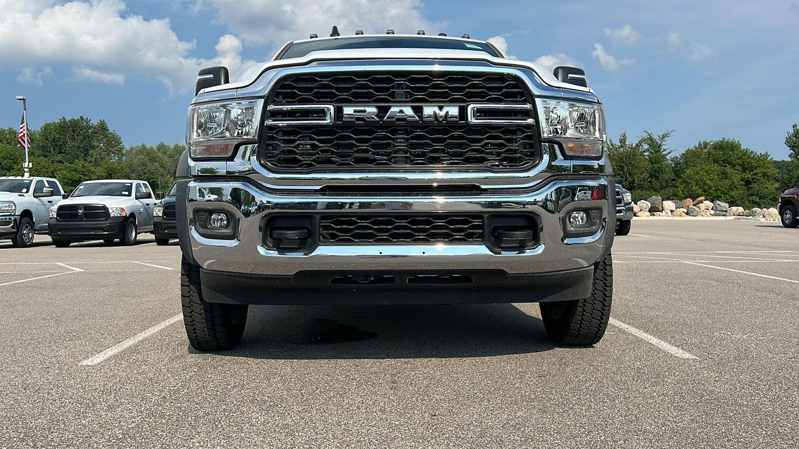 2024 Ram 5500HD Tradesman 12