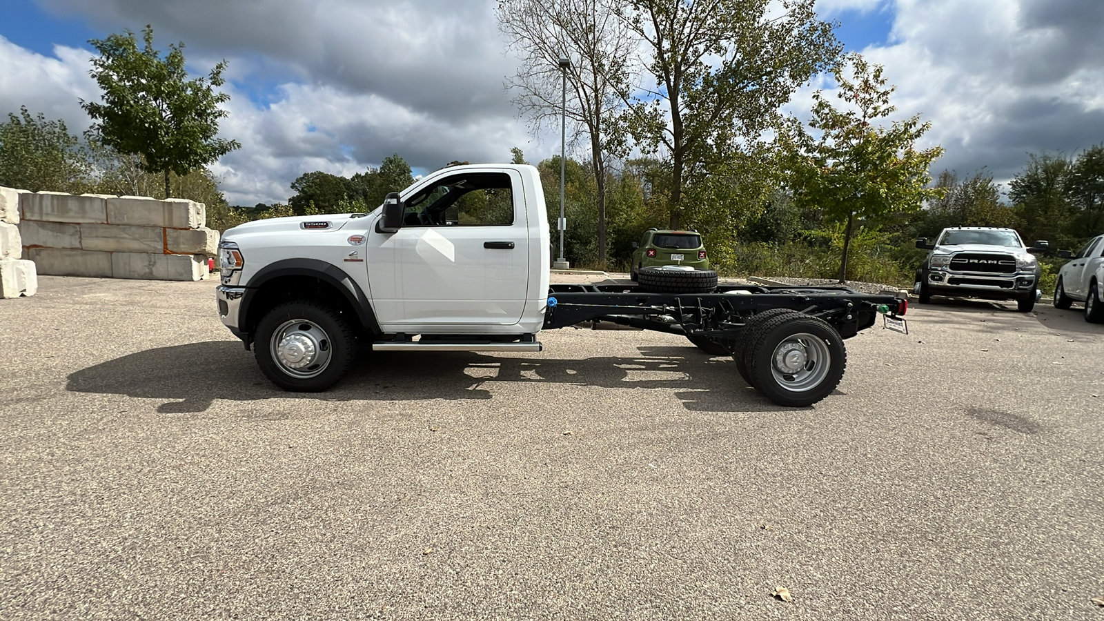 2024 Ram 5500HD Tradesman 7