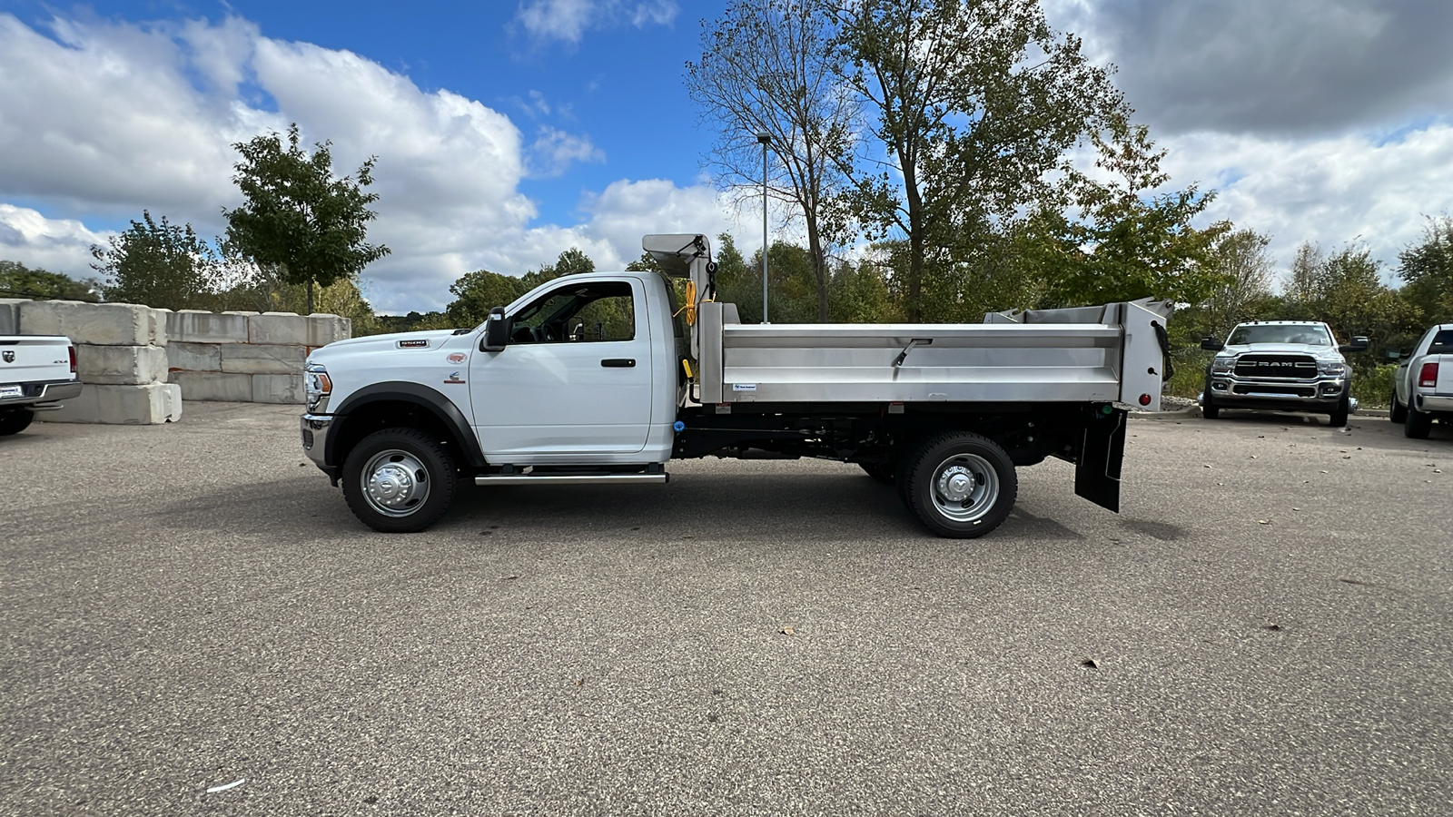 2024 Ram 5500HD Tradesman 7