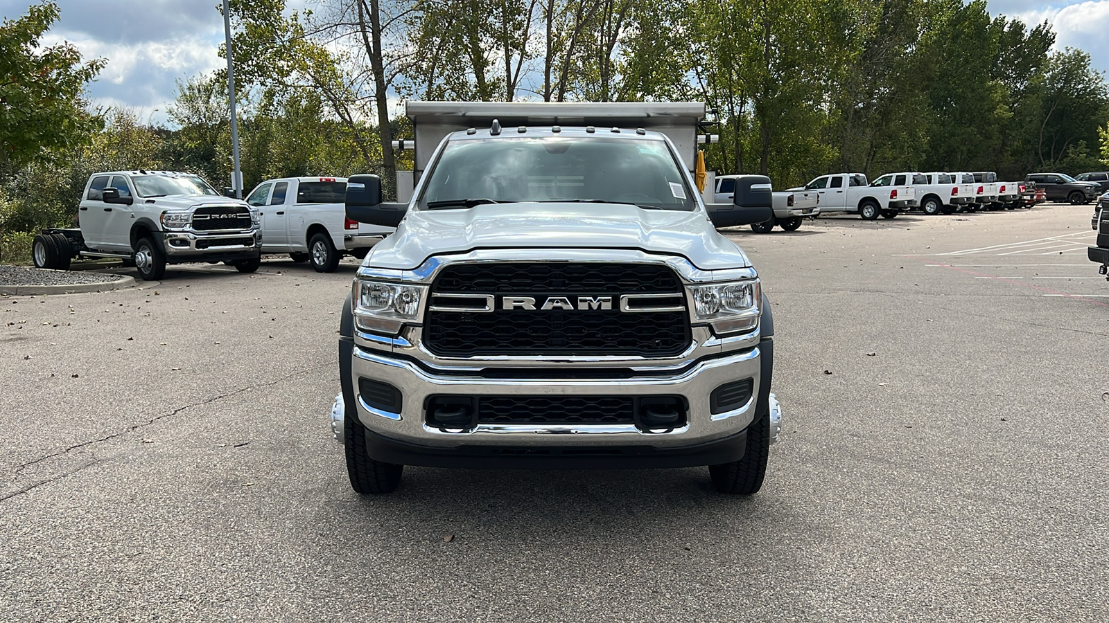 2024 Ram 5500HD Tradesman 9