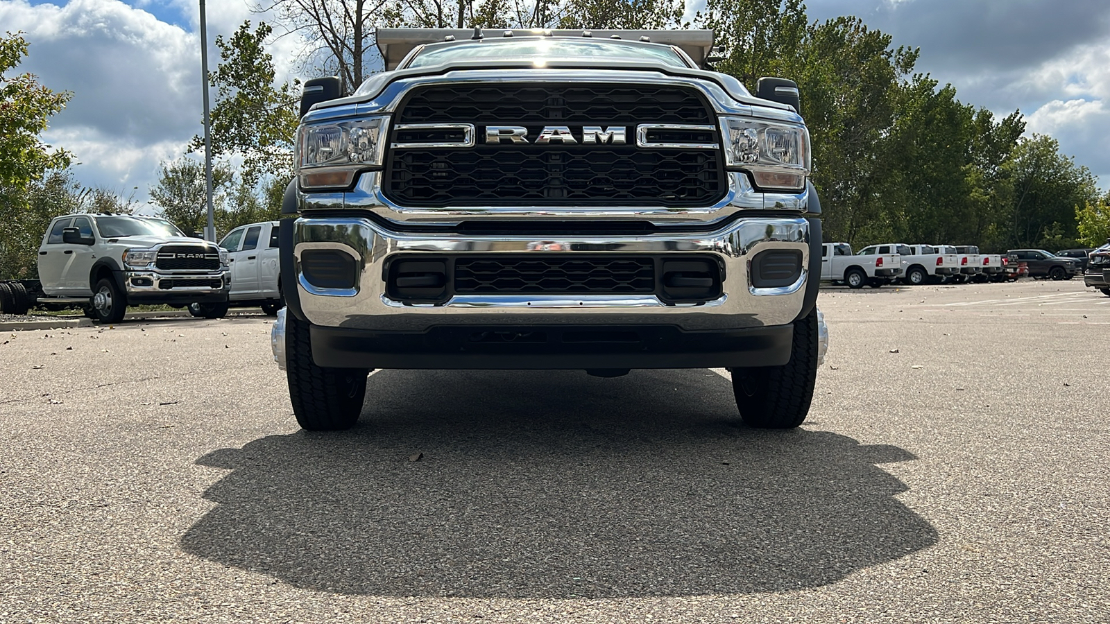 2024 Ram 5500HD Tradesman 12