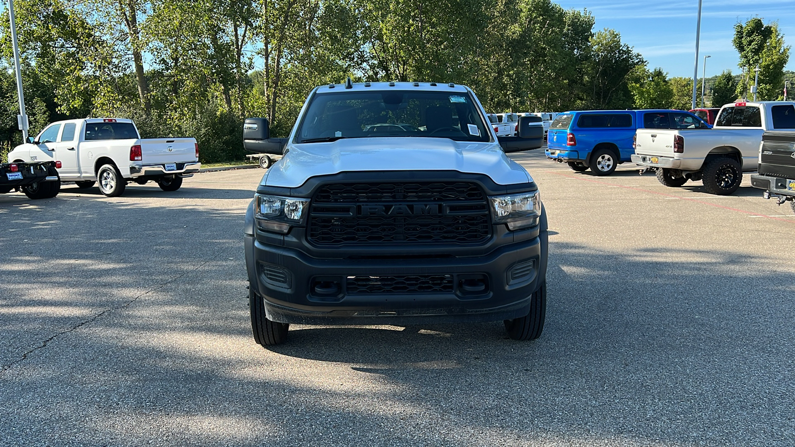 2024 Ram 5500HD Tradesman 9