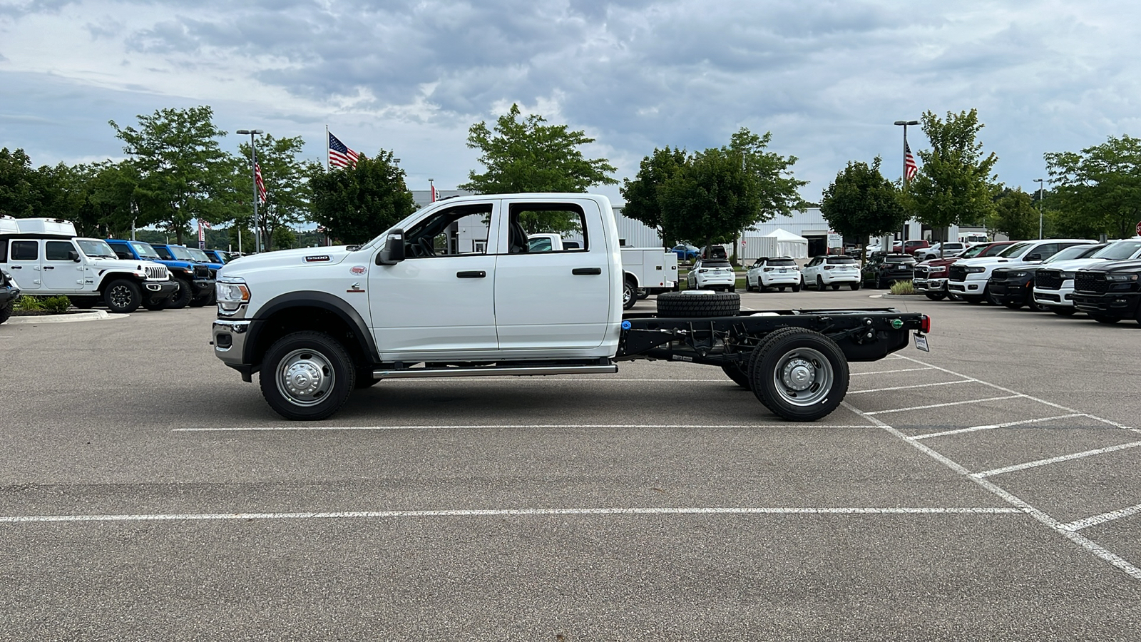 2024 Ram 5500HD Tradesman 7