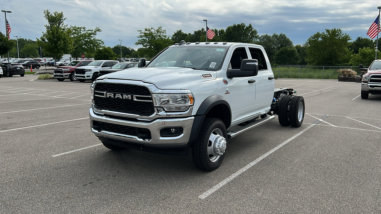 2024 Ram 5500HD Tradesman 8