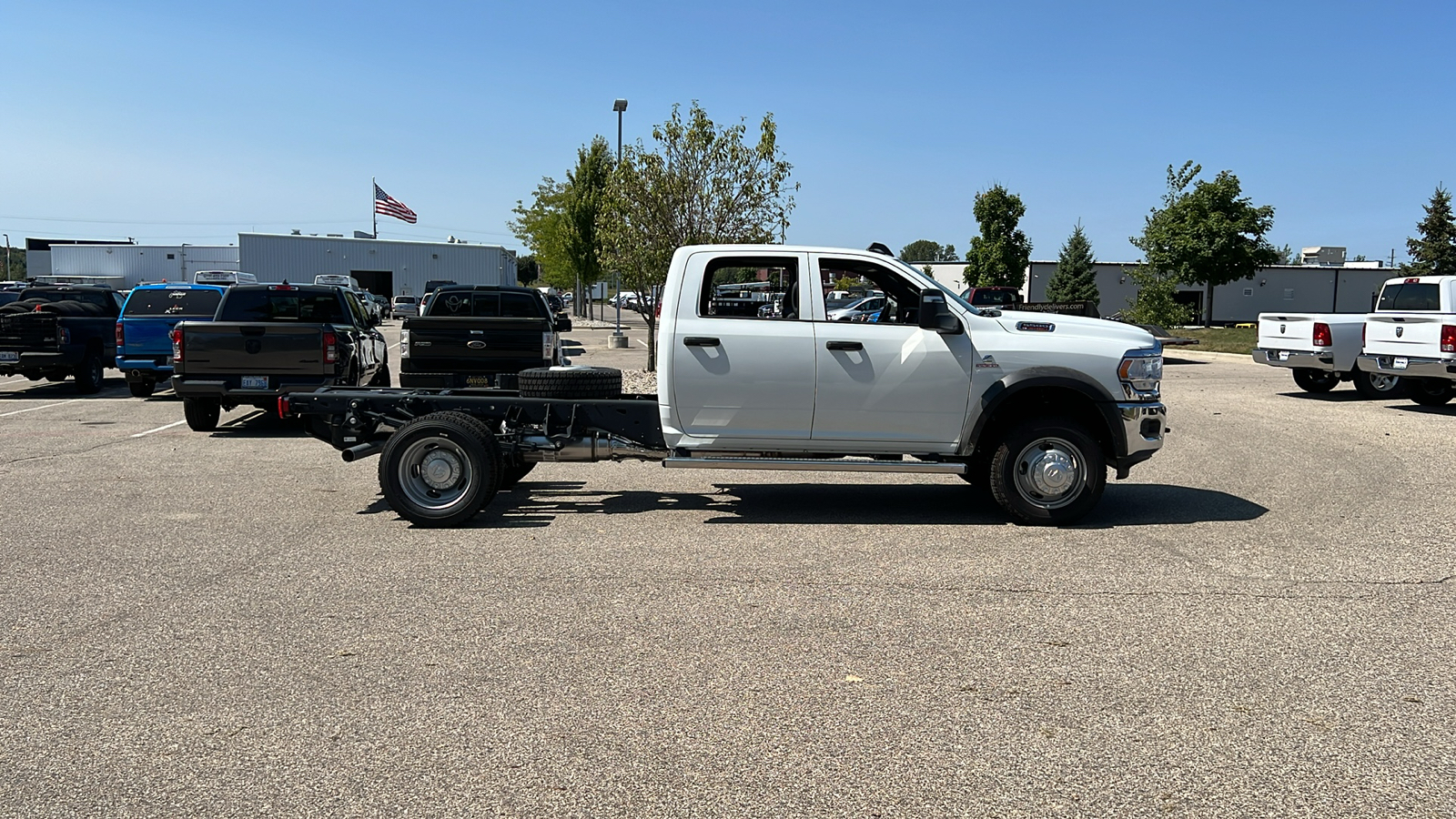 2024 Ram 5500HD Tradesman 3