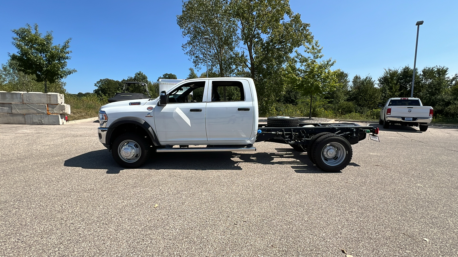 2024 Ram 5500HD Tradesman 7