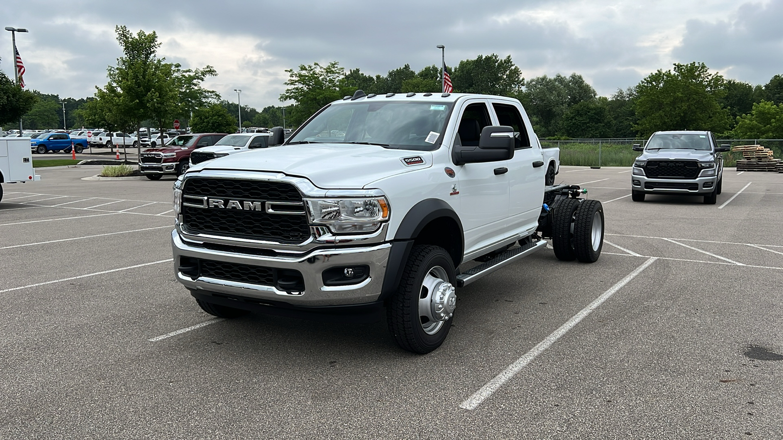 2024 Ram 5500HD Tradesman 8