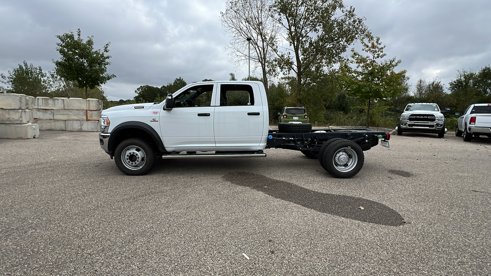 2024 Ram 5500HD Tradesman 7